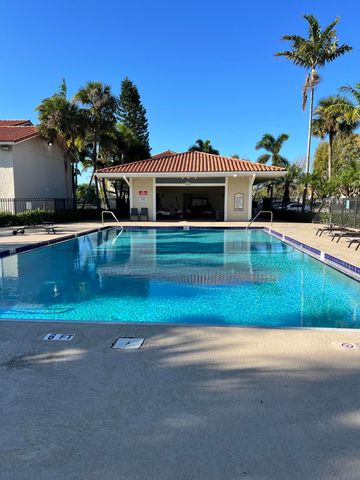 1523 Lake Crystal Drive F, West Palm Beach, FL 33411