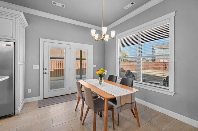 6219 S 28th Street, Rogers, AR 72758