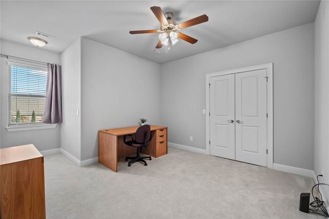 6219 S 28th Street, Rogers, AR 72758