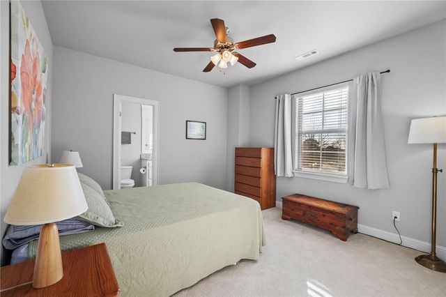 6219 S 28th Street, Rogers, AR 72758