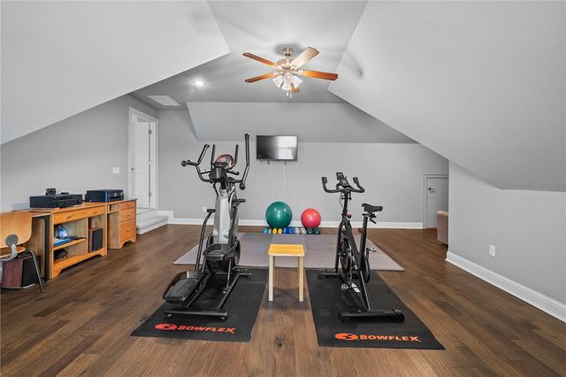 6219 S 28th Street, Rogers, AR 72758