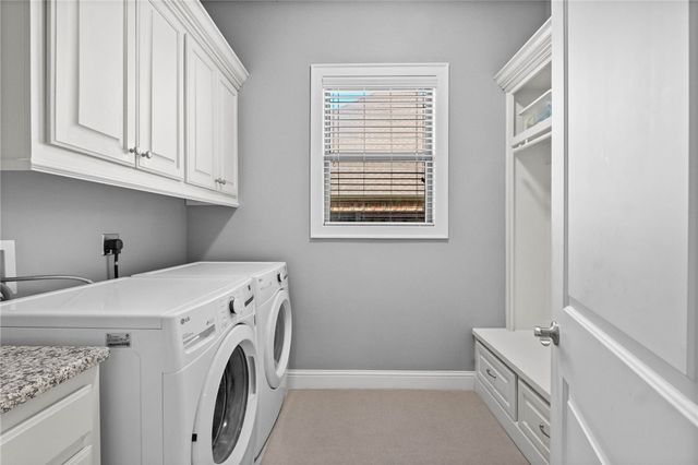 6219 S 28th Street, Rogers, AR 72758