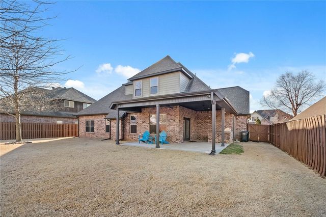 6219 S 28th Street, Rogers, AR 72758