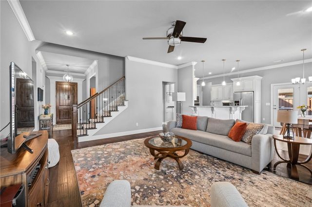 6219 S 28th Street, Rogers, AR 72758