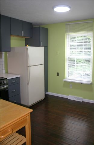 178 Old English Rd, Ross Twp, PA 15237