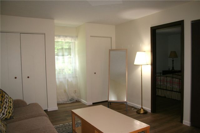 178 Old English Rd, Ross Twp, PA 15237