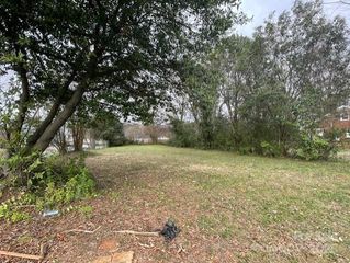 1815 Beatties Ford Road, Charlotte, NC 28216