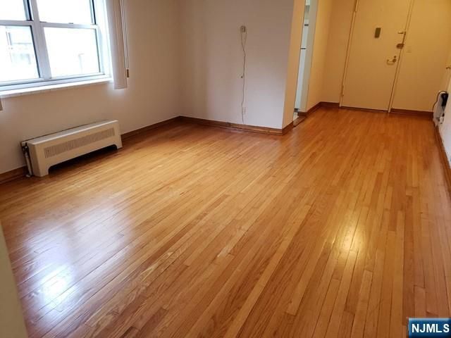 2205 N Central Road 5B, Fort Lee, NJ 07024