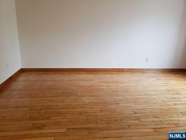 2205 N Central Road 5B, Fort Lee, NJ 07024