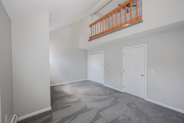 1465 Hooksett Rd Unit 104, Hooksett, NH 03106
