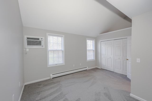 1465 Hooksett Rd Unit 104, Hooksett, NH 03106
