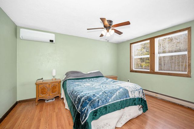 74 Royal Range Road, Sandown, NH 03873