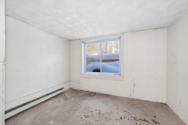 74 Royal Range Road, Sandown, NH 03873