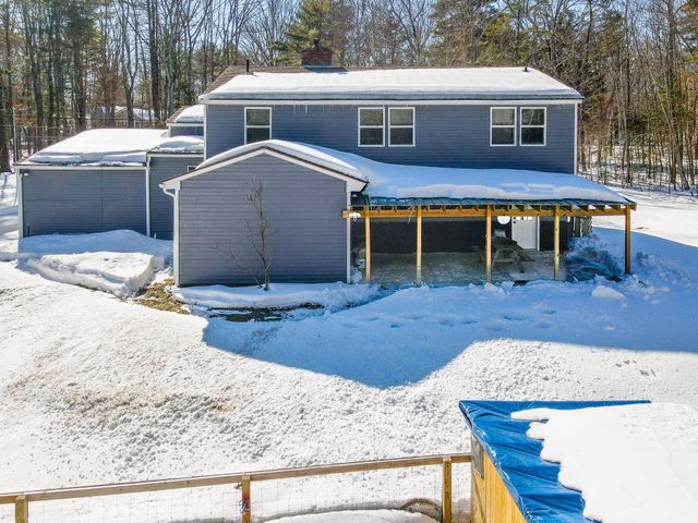 74 Royal Range Road, Sandown, NH 03873