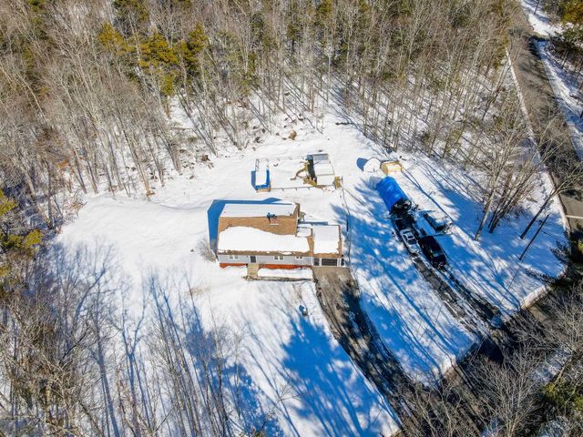 74 Royal Range Road, Sandown, NH 03873