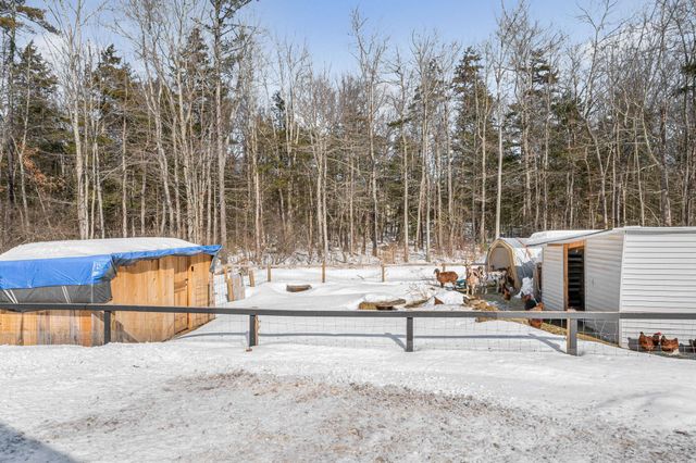 74 Royal Range Road, Sandown, NH 03873