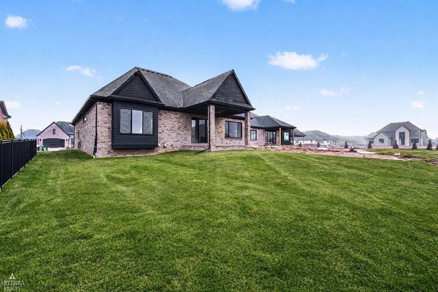 13970 Quail View Drive, Washington Twp, MI 48094