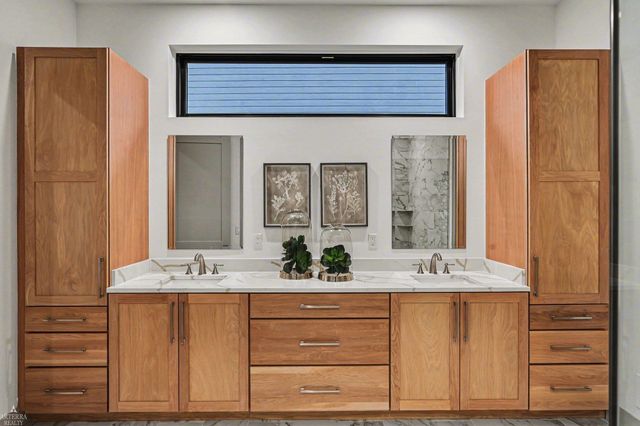 13970 Quail View Drive, Washington Twp, MI 48094