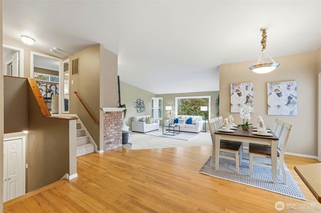 11221 194th Street SE, Snohomish, WA 98296