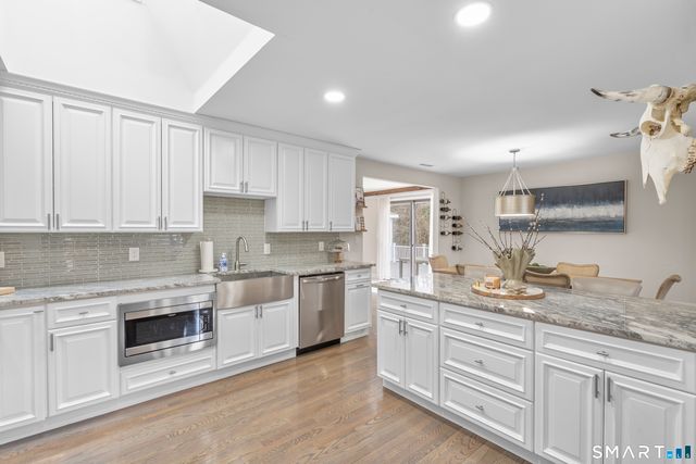 260 Weeping Willow Lane, Fairfield, CT 06825