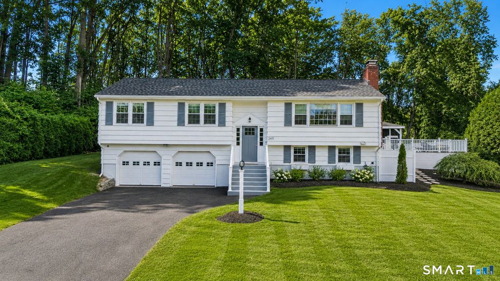 260 Weeping Willow Lane, Fairfield, CT 06825