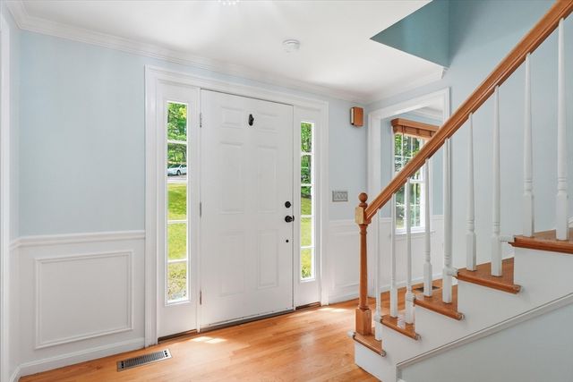 26 Long Hill Rd, Georgetown, MA 01833
