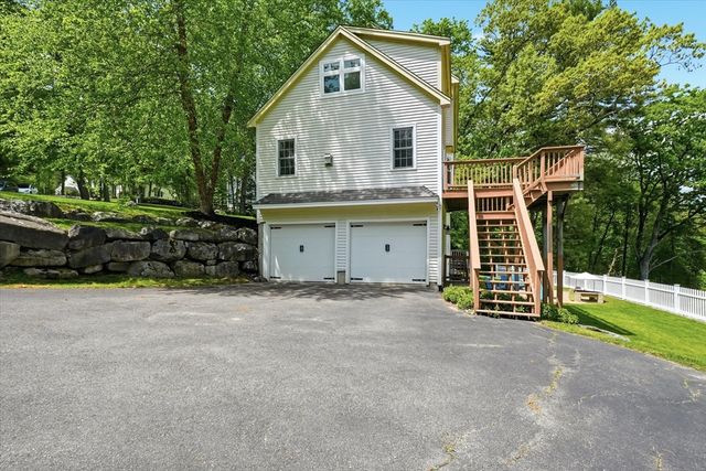 26 Long Hill Rd, Georgetown, MA 01833
