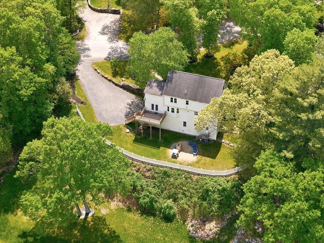 26 Long Hill Rd, Georgetown, MA 01833