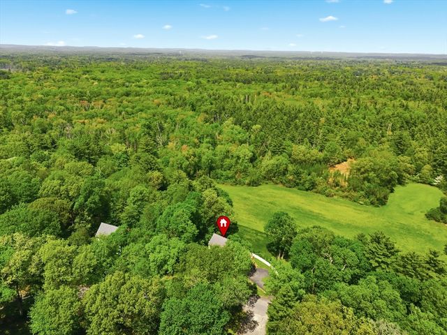 26 Long Hill Rd, Georgetown, MA 01833