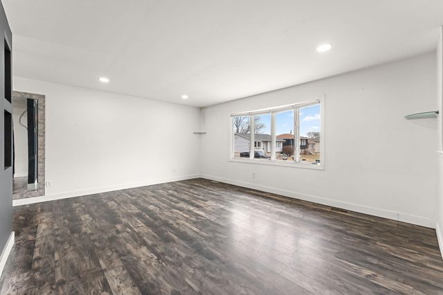 3230 175th Place, Hammond, IN 46323