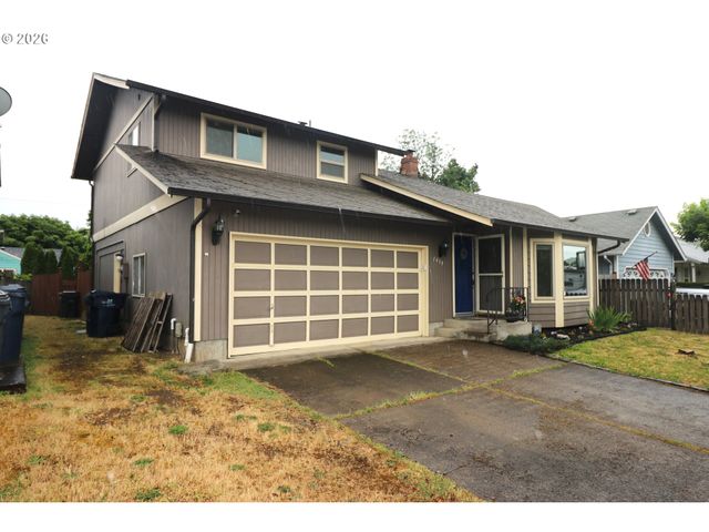 1419 T St, Springfield, OR 97477