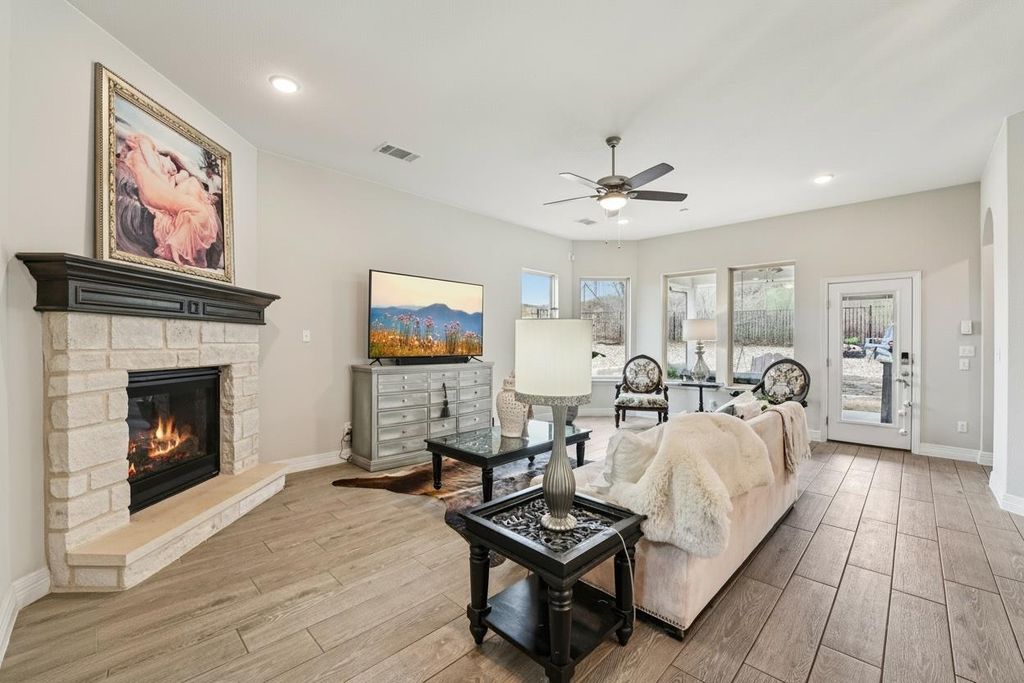 17820 Limestone Spring LN, Austin, TX 78738