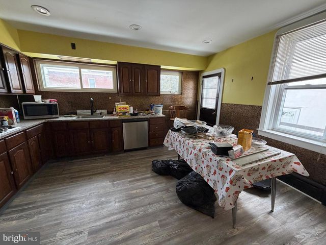 727 FERN ST, Lansdowne, PA 19050