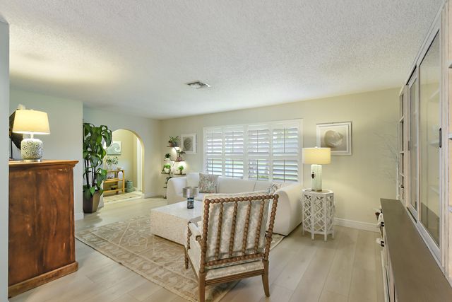 1172 SE Menores, Port St. Lucie, Port St Lucie, FL 34952