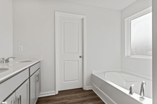 454 Haddon Trail, Woodruff, SC 29388