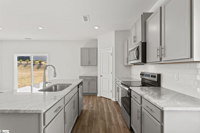 454 Haddon Trail, Woodruff, SC 29388