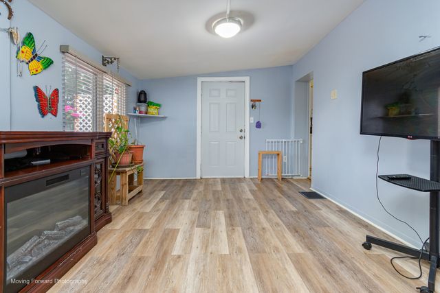 2333 N Keating Avenue, Chicago, IL 60639