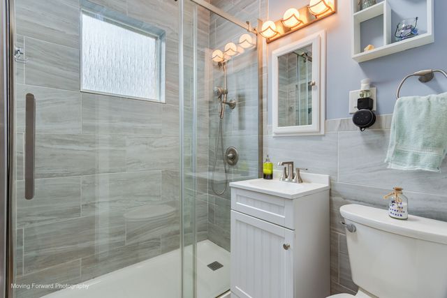 2333 N Keating Avenue, Chicago, IL 60639