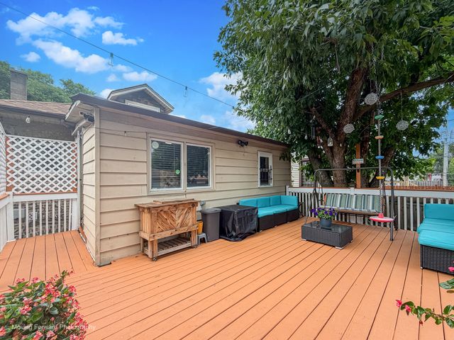 2333 N Keating Avenue, Chicago, IL 60639