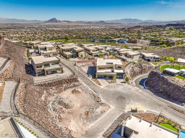 619 Dragon Mountain Court, Henderson, NV 89012