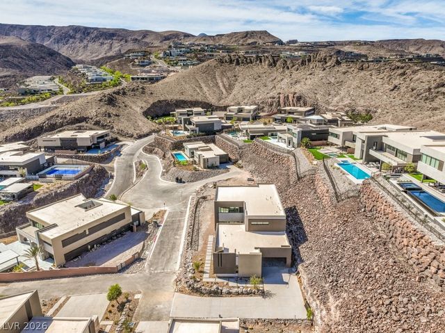 619 Dragon Mountain Court, Henderson, NV 89012