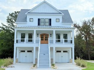 116 Hardwick Lane, Newport, NC 28570