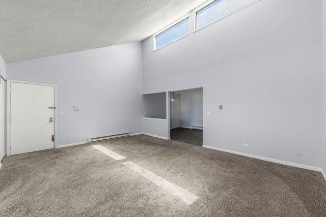 535 W Lies Road 6, Carol Stream, IL 60188