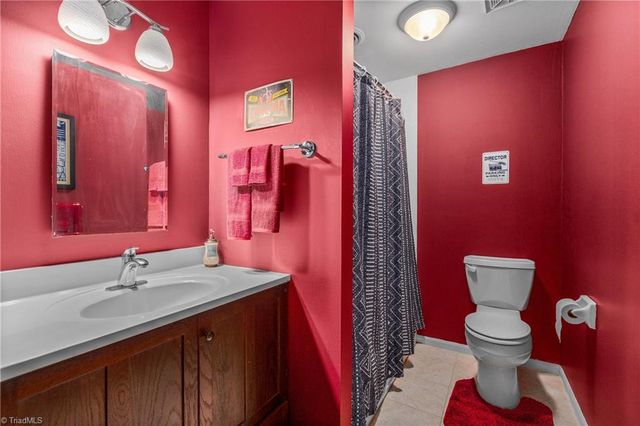 114 Ben Nevis Drive, Kernersville, NC 27284