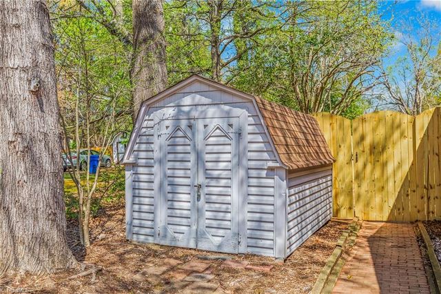 114 Ben Nevis Drive, Kernersville, NC 27284