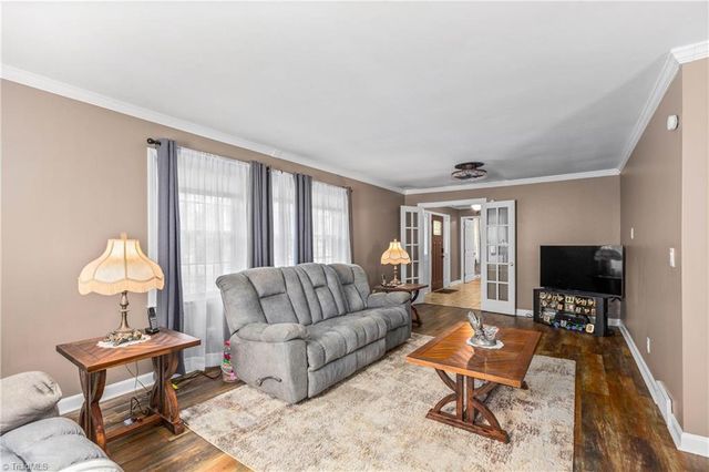 114 Ben Nevis Drive, Kernersville, NC 27284