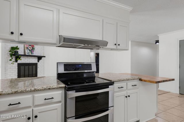 126 Vivian Drive, Lafayette, LA 70508