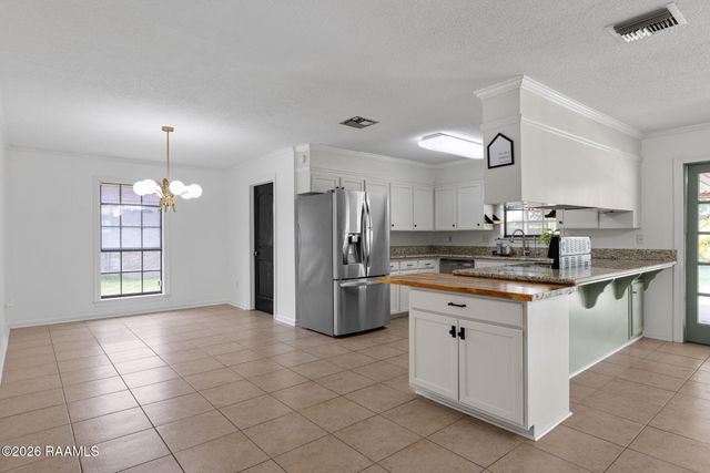 126 Vivian Drive, Lafayette, LA 70508