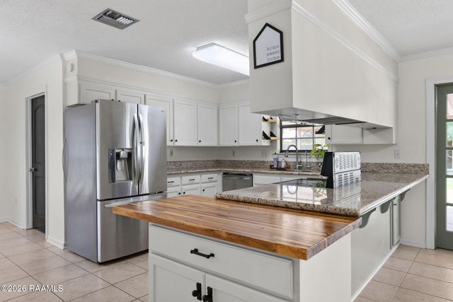 126 Vivian Drive, Lafayette, LA 70508