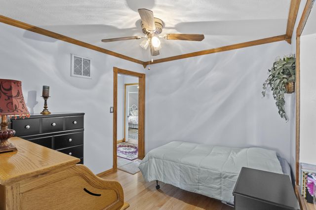 176 E Tiverton Way, Lexington, KY 40517
